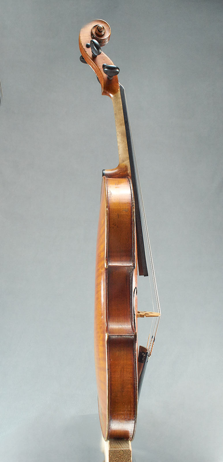 Chappuy Violin, a class French Antique instrument with stunning tone (side view)